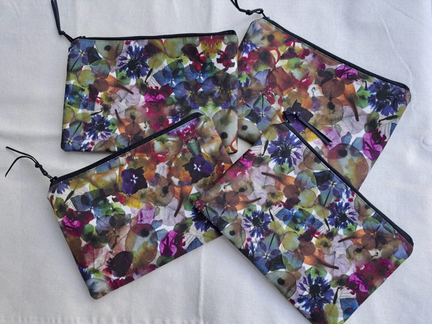 Tasmanian Linen Fabric Pouches - Nikki Bourke & Joanna Green calico bag String of Hearts Large Pouch 
