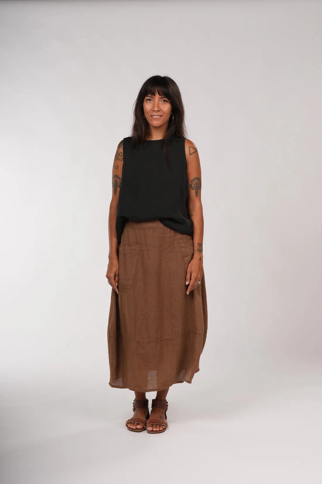 Montaigne Tulip Linen Skirt Skirt Etika Tobacco I 