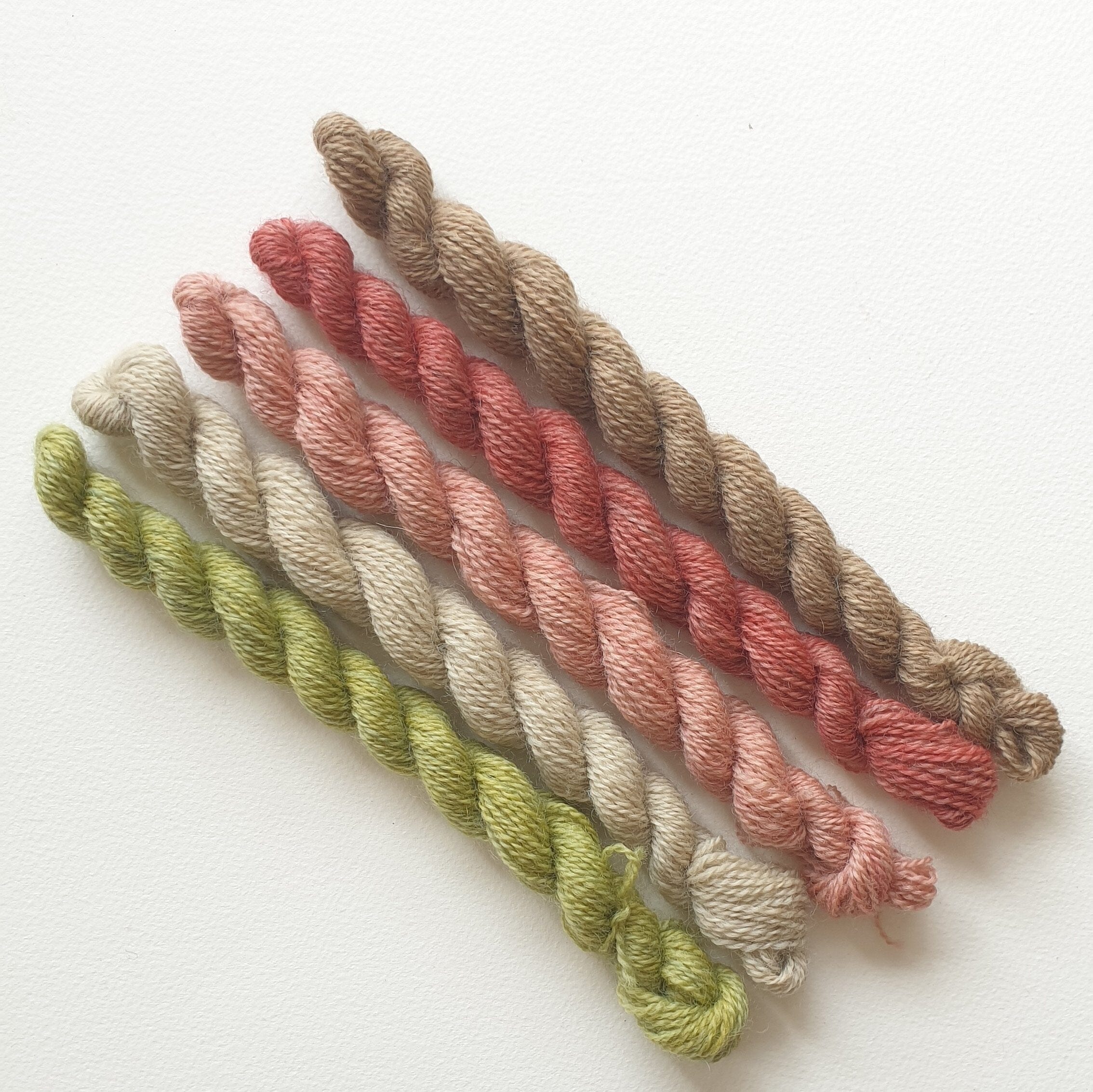 Finn Wool Embroidery Thread Set - Valleymaker Weaving Kits Valleymaker Rose Garden 