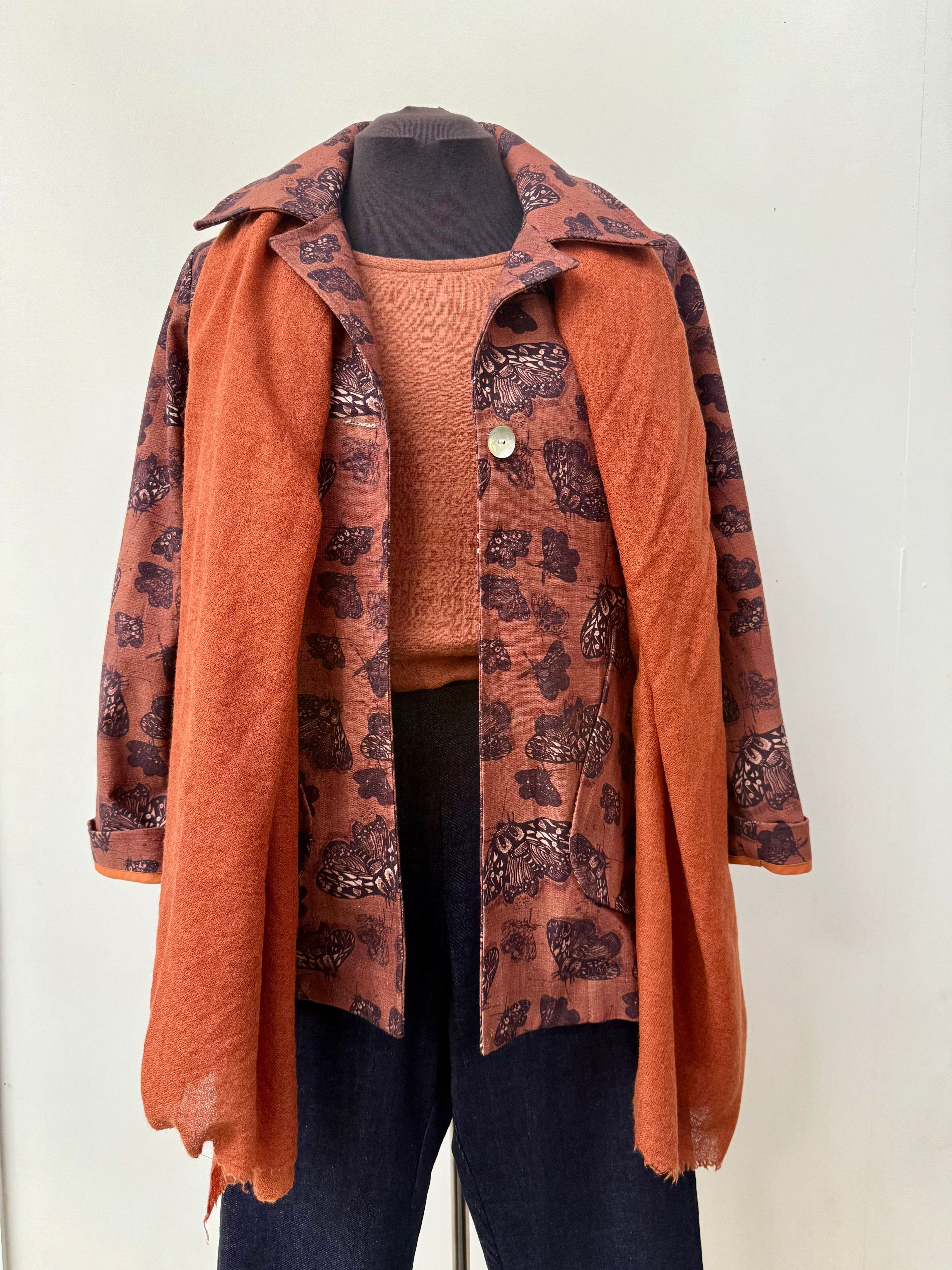 Island Pleat Linen Blazer - Cocoa Moth blazer The Spotted Quoll 