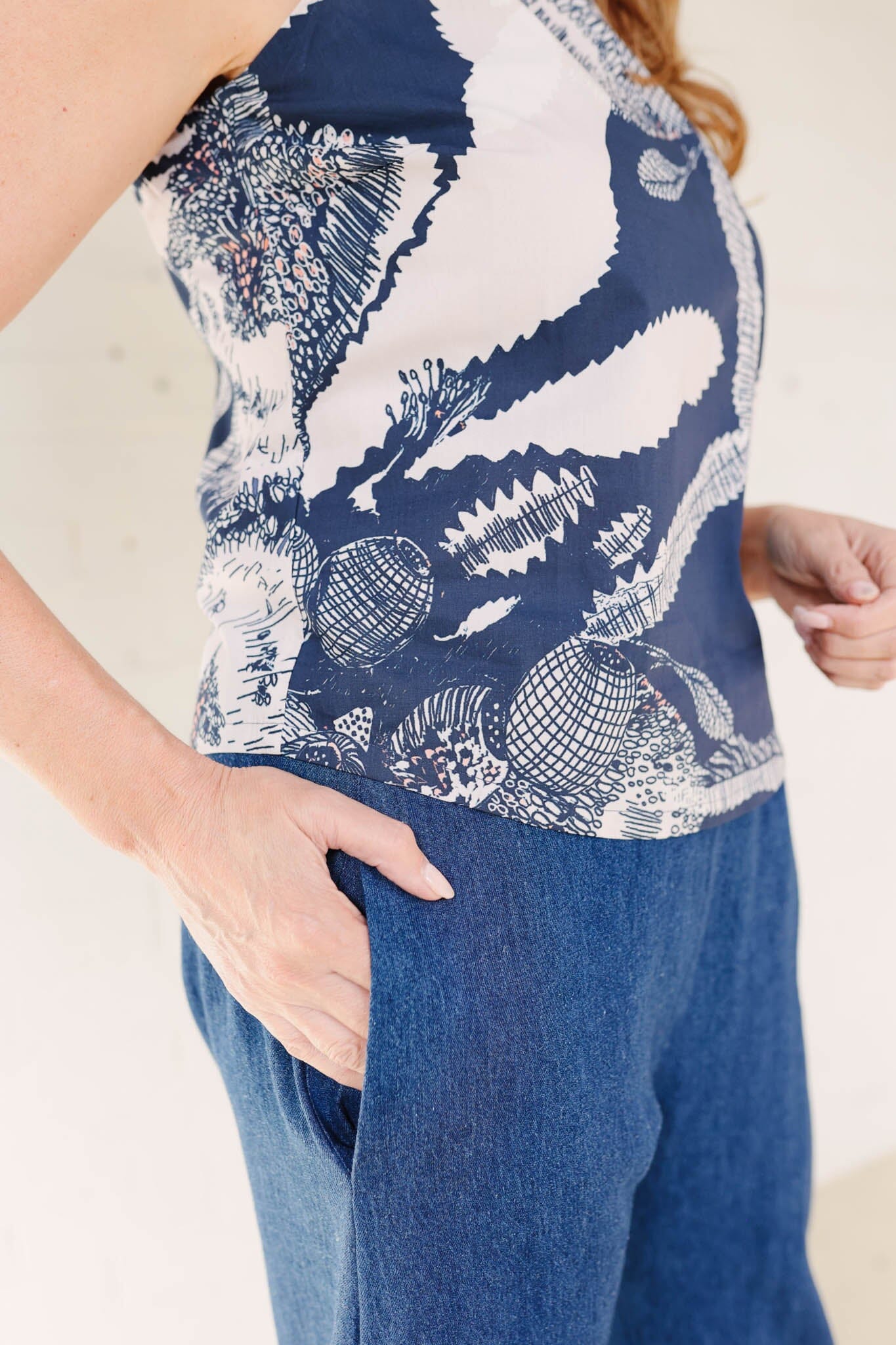 Organic Cotton Poplin Tank - Original Sawtooth Banksia Shirts & Tops The Spotted Quoll 