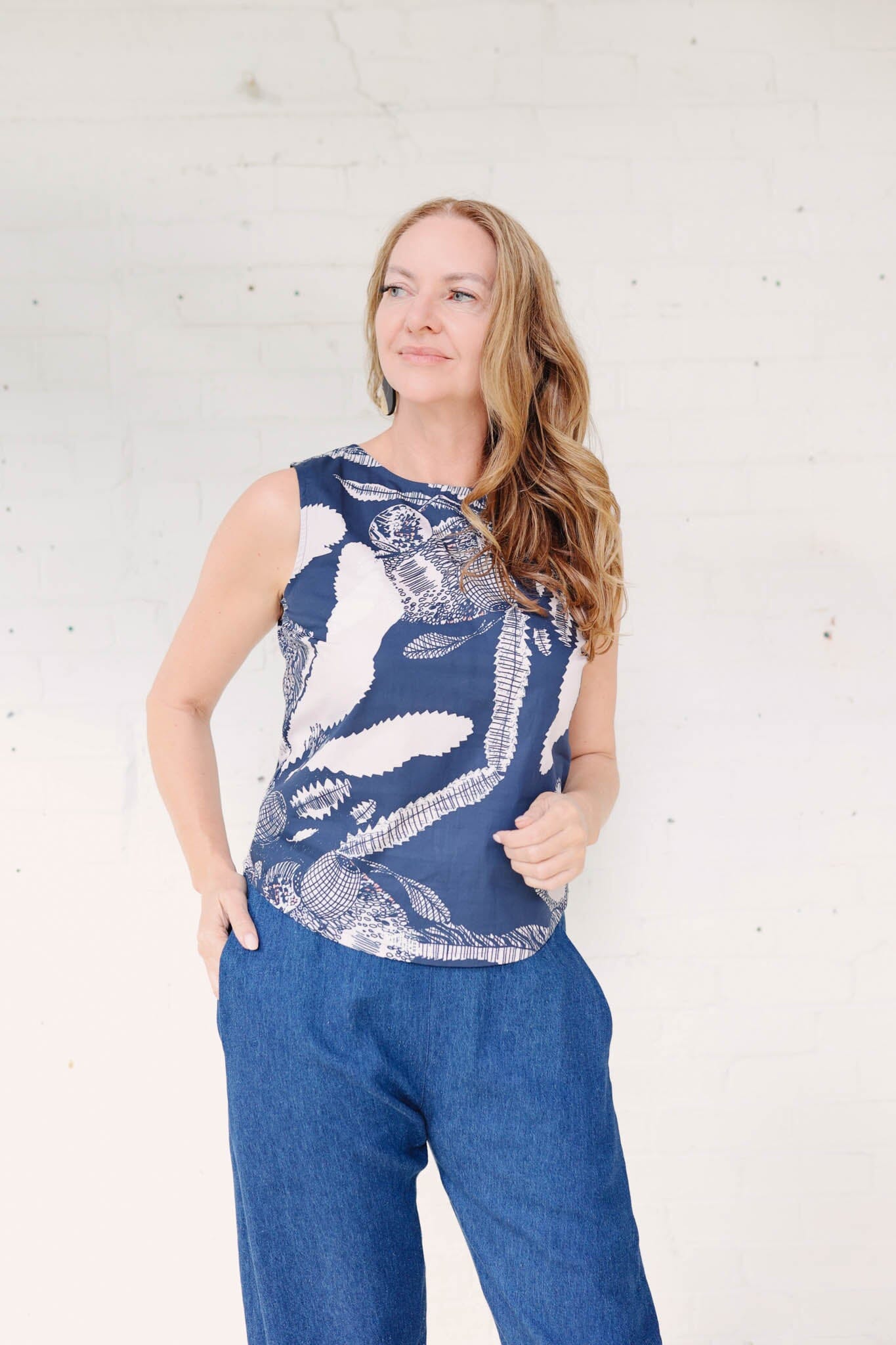 Organic Cotton Poplin Tank - Original Sawtooth Banksia Shirts & Tops The Spotted Quoll 