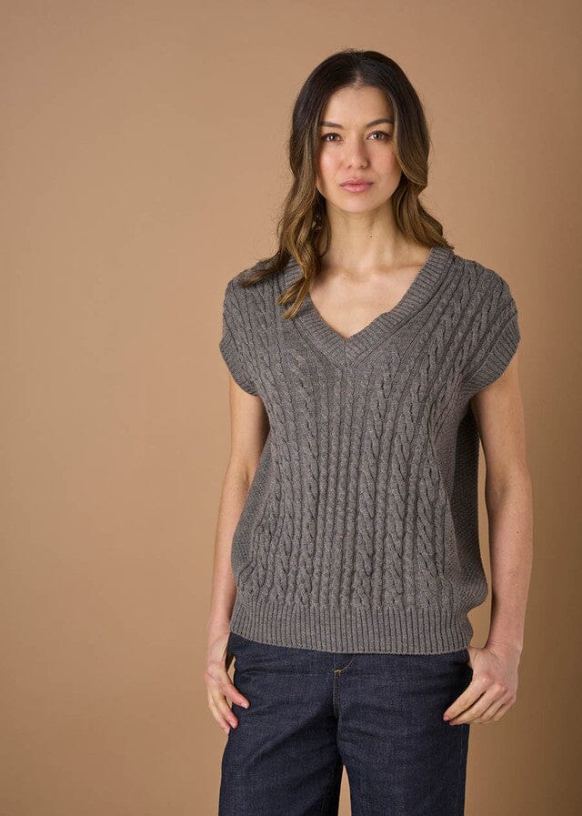 Frida Cable Merino Vest - Uimi sweater Uimi Mink L 