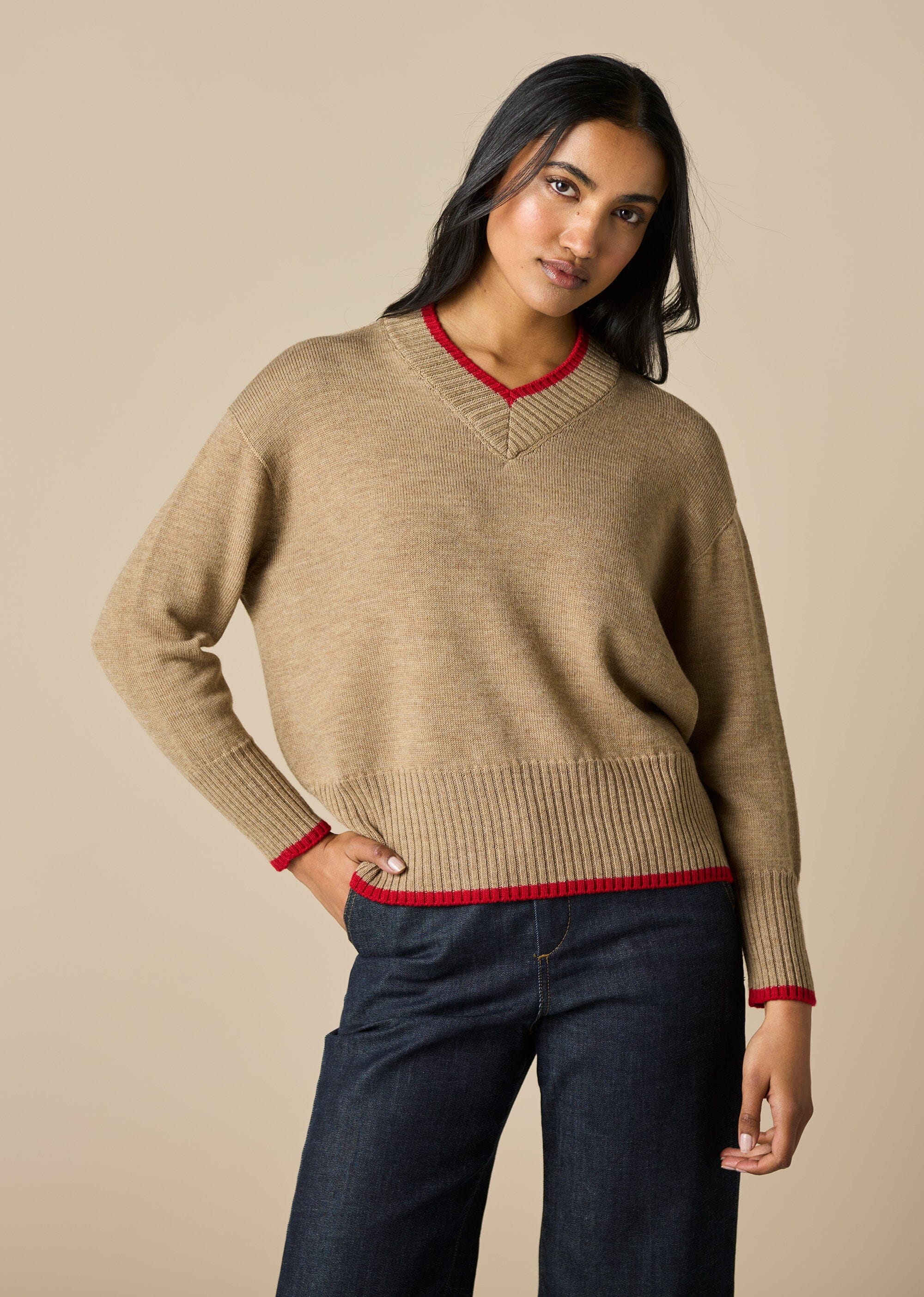 Struddy Jumpers Goldie V Neck Jumper in Merino Wool - Uimi – The Spotted Quoll