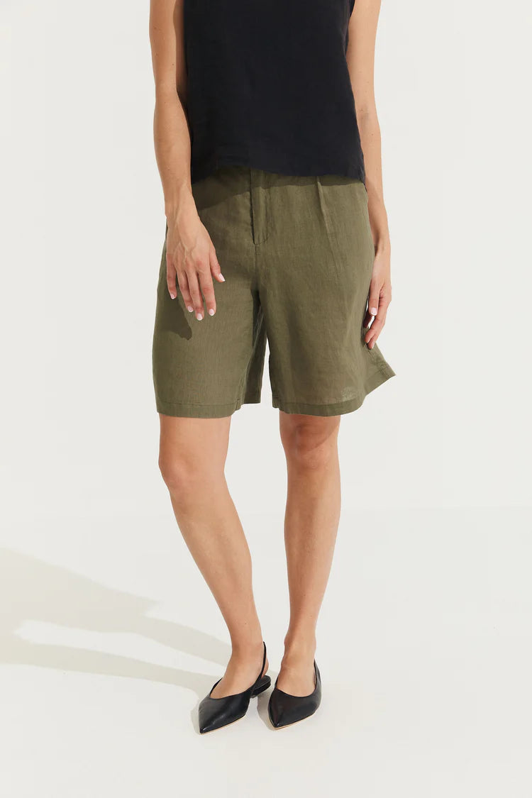 Marina Linen Bermuda Shorts - Montaigne