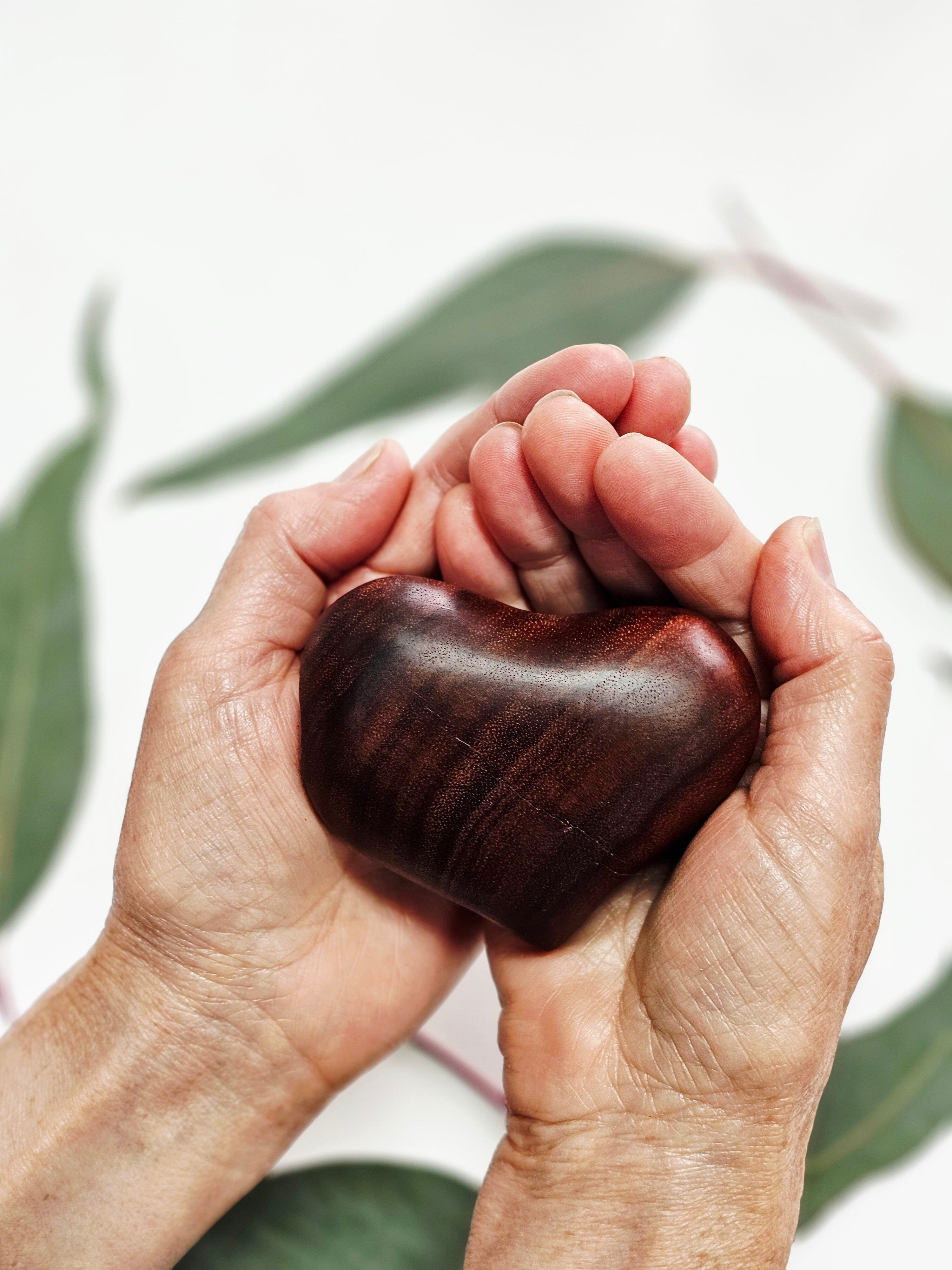 Reclaimed Timber Hearts - Sideline Timber Vase Sideline Timber Small Blackwood 2 