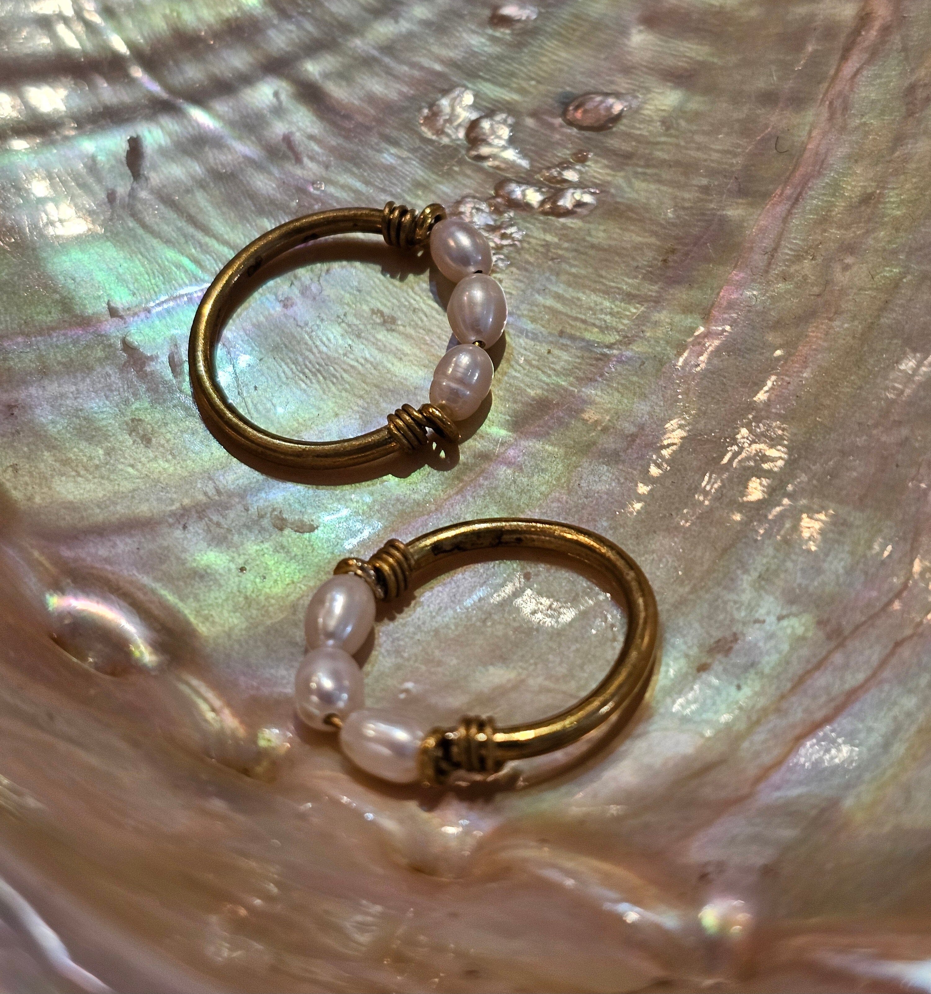 Lisa Carney - Precious Gemstone Rings Jewellery Lisa Carney Designs 
