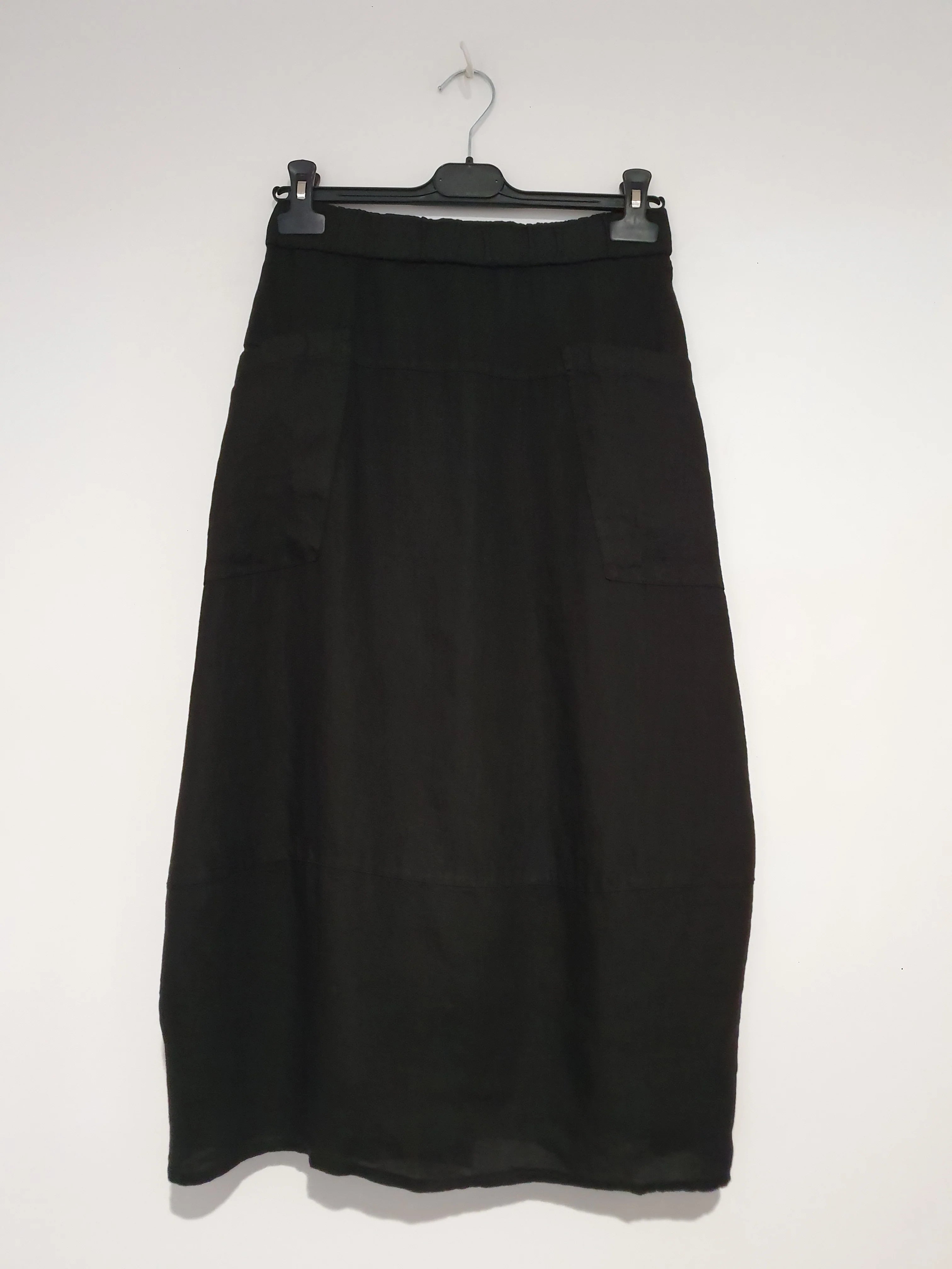 Montaigne Solid Linen Tulip Skirt Skirt Etika Black 1 / (S/M) 