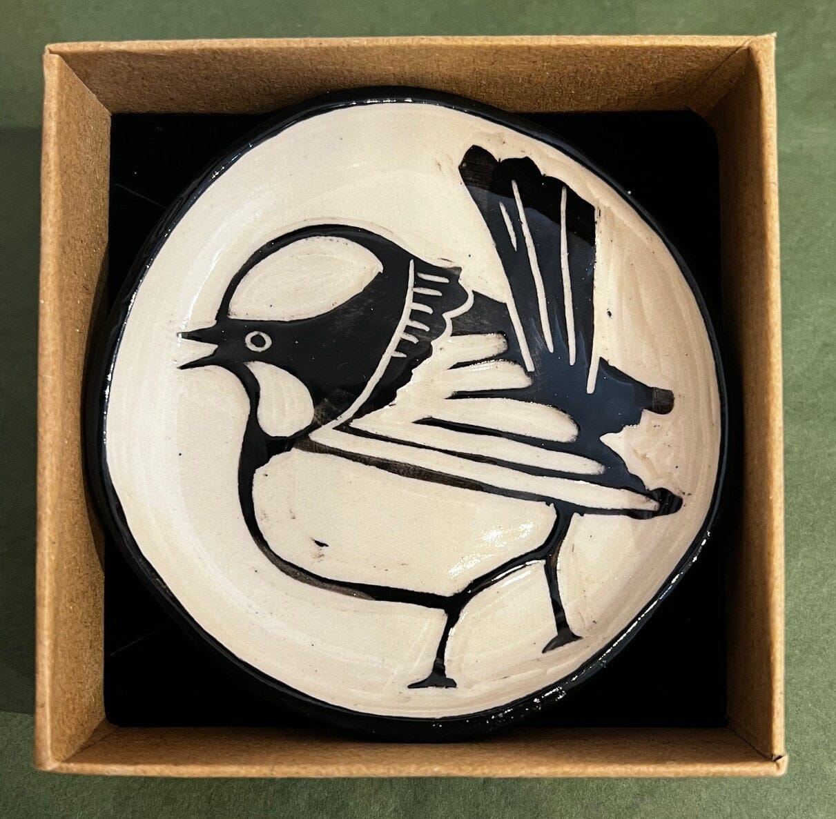 Aurora Fae Ring Dishes & Trinket Plates Ceramics The Aurora Fae Wren Trinket Plate black 
