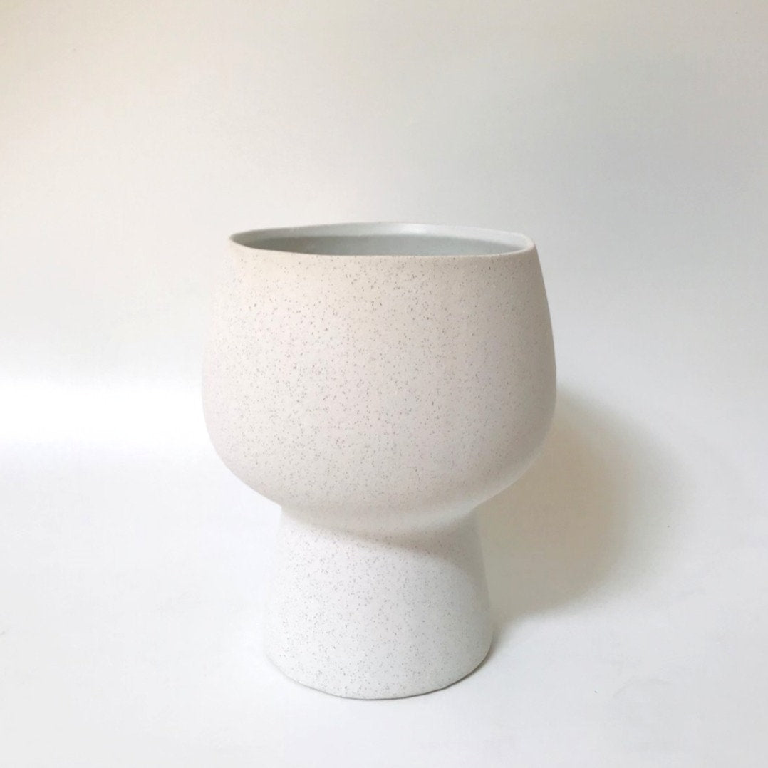 Kerri Pot - Sand Finish Ceramic & Pottery Glazes Waratah White 