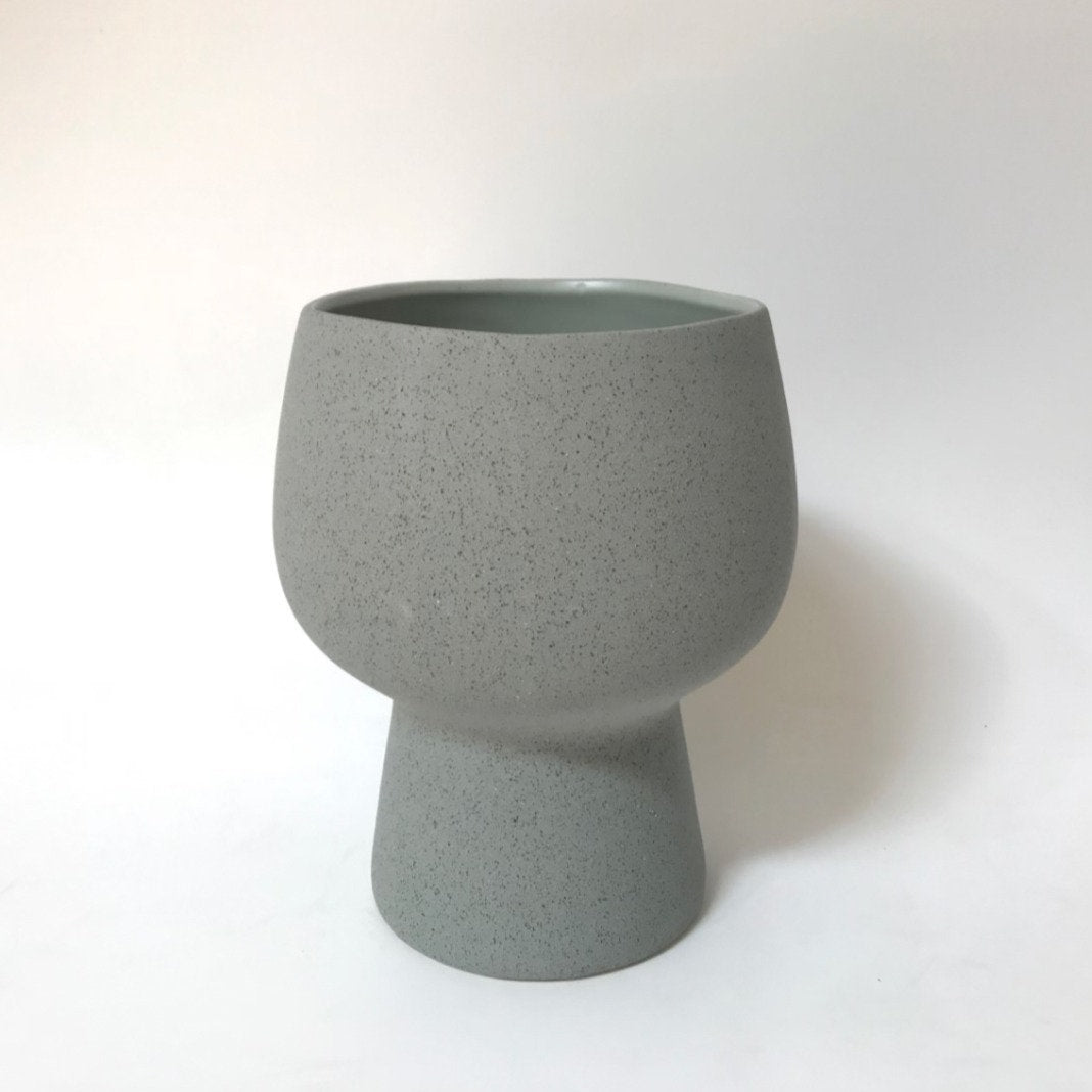 Kerri Pot - Sand Finish Ceramic & Pottery Glazes Waratah Grey 