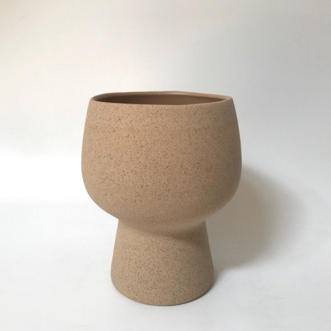 Kerri Pot - Sand Finish Ceramic & Pottery Glazes Waratah Sand 