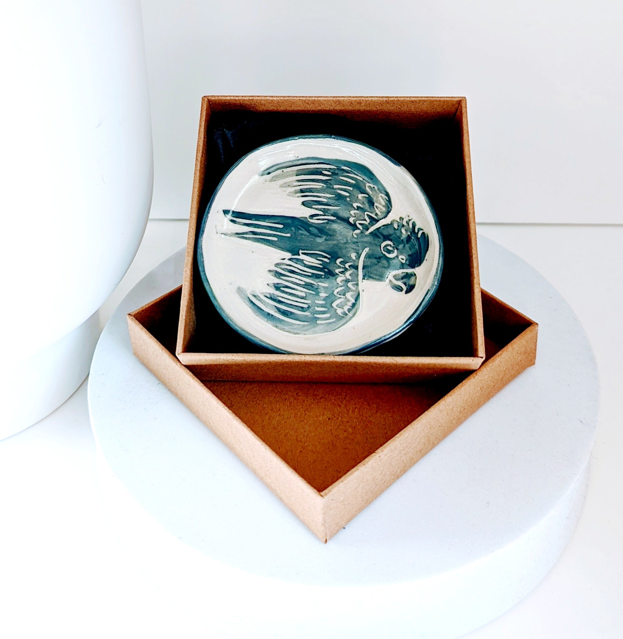 Aurora Fae Gift Box Trinket Dishes Ceramics The Aurora Fae Blue Grey Cockatoo 